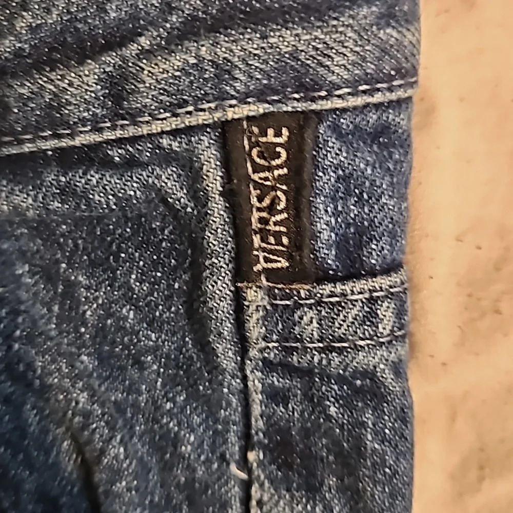 Vintage Versace signature jeans - Picture 7 of 8